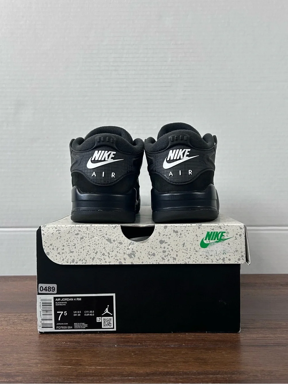 Nike Air Jordan 4 RM Black Cat Black/White M7.5/W9